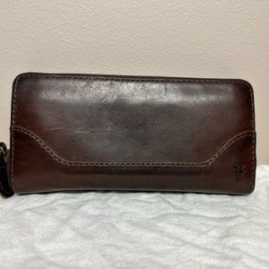 Frye Melissa Zip Wallet
